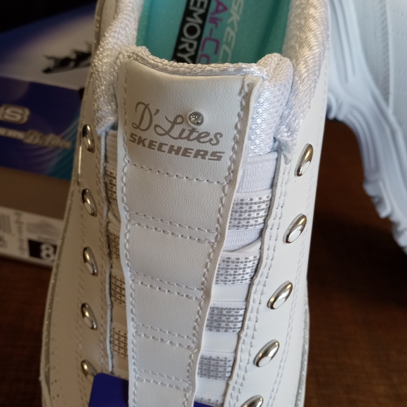 Skecher D'Lites Bright Sky NWT - Picture 2 of 12